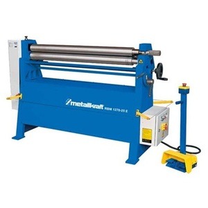 Curvadora RBM 1050-30E Motorizada.